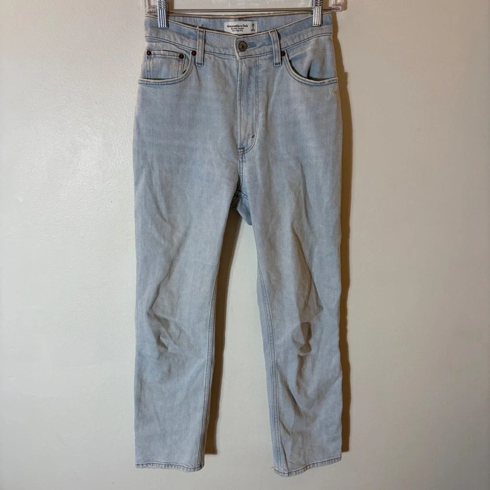 Abercrombie & Fitch Curve Love‎ Ultra High Rise Ankle Straight Jeans Size 26
